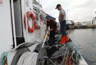 Pesca ordena reemplazar cajas azules de todas las flotas por “fallo técnico general”