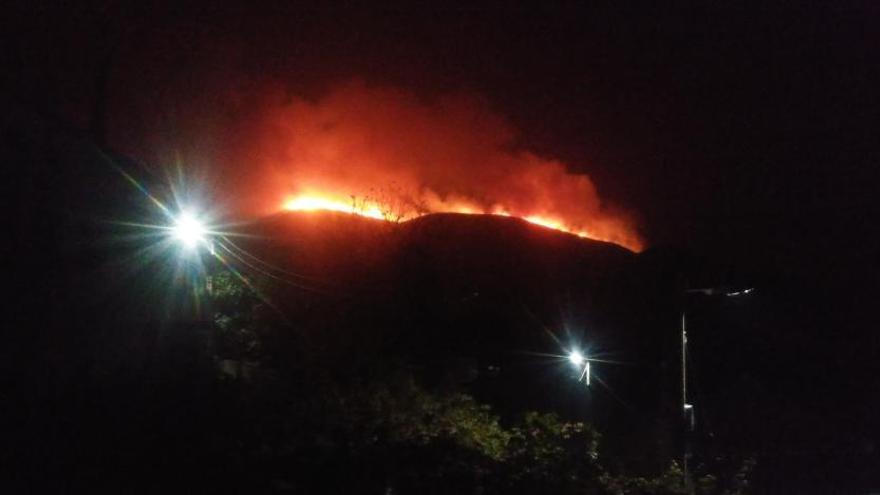 El fuego anoche en Ibias