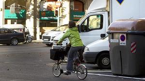 Recorregut per diferents cruïlles molt perilloses de la ciutat.
