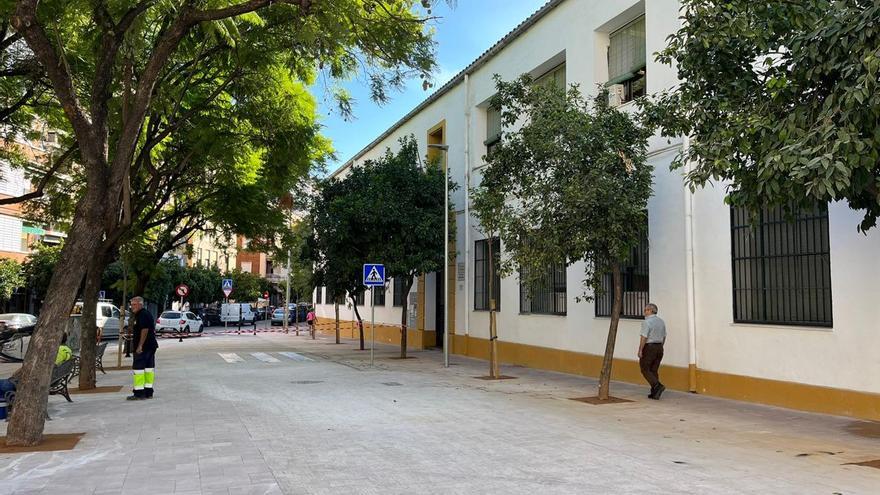 Finalizada la reforma de la calle Maestro Priego López tras una inversión de medio millón de euros