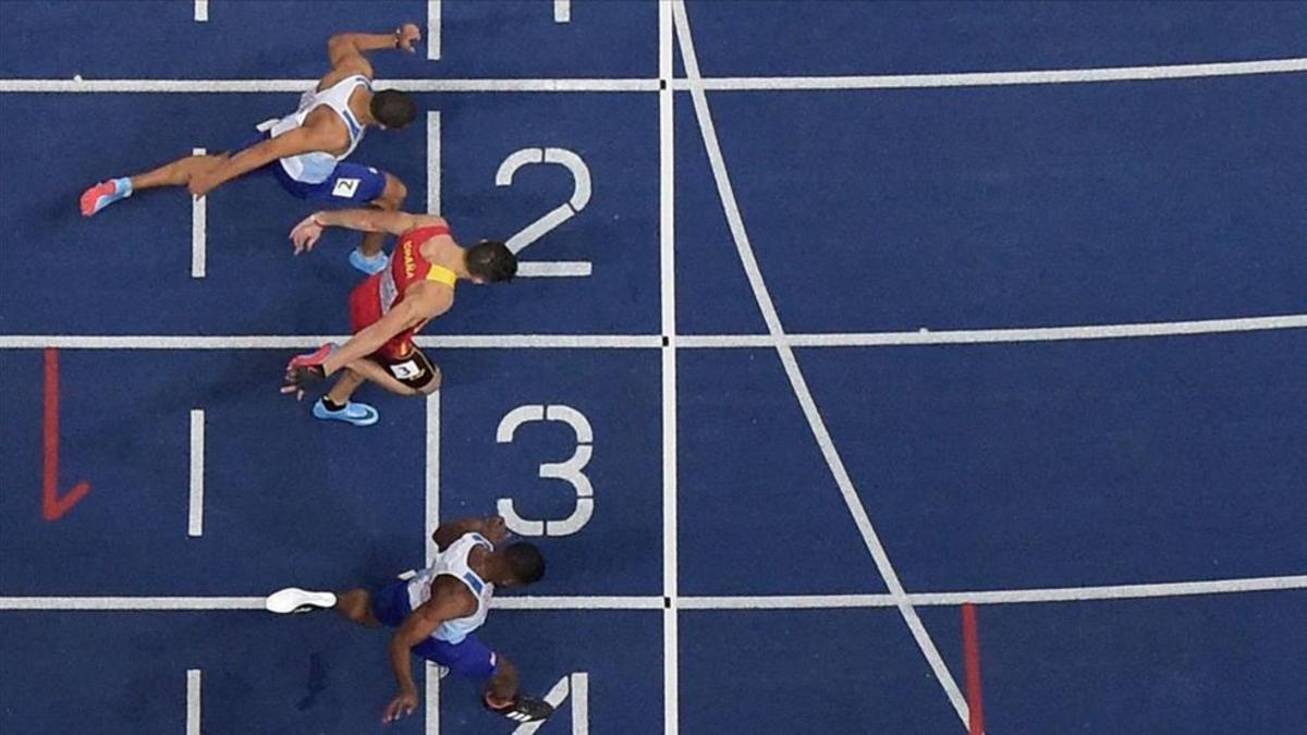 xortunoturkey s ramil guliyev  r  wins the men s 200m fin180809214448