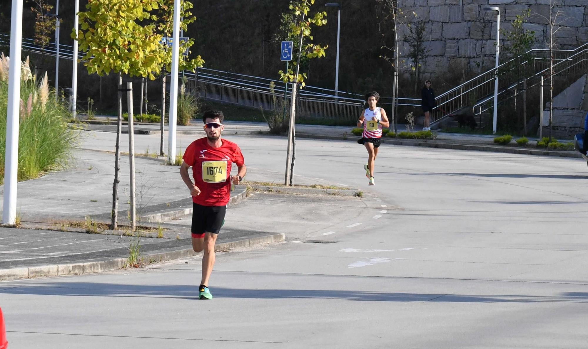 Más de mil corredores completan la carrera popular de Matogrande a Xuxán