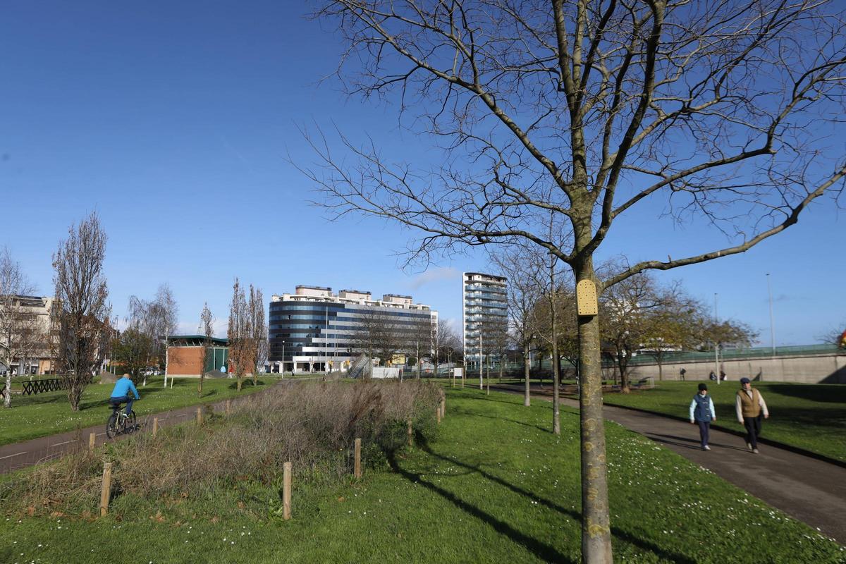 Una vista del parque de Moreda.