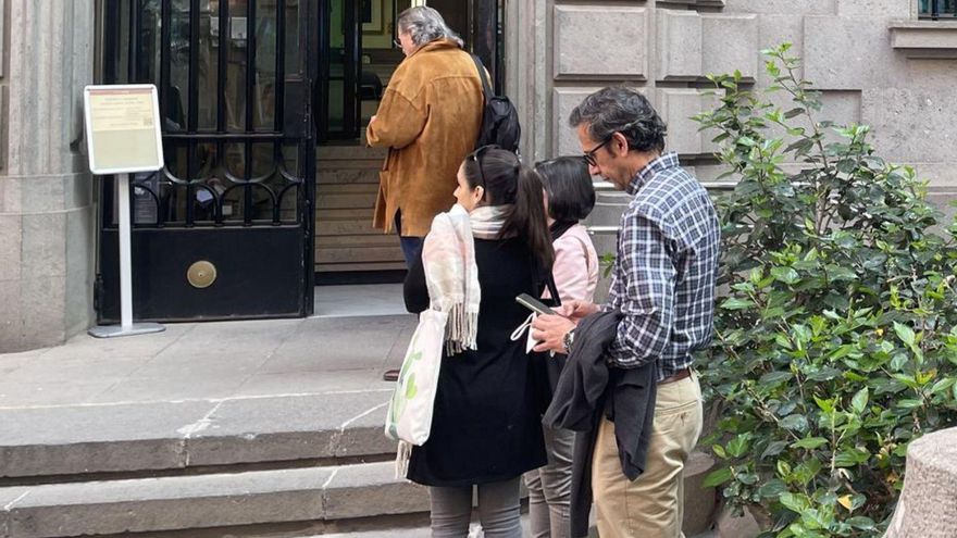 La fiebre por comprar deuda pública contagia a los inversores canarios