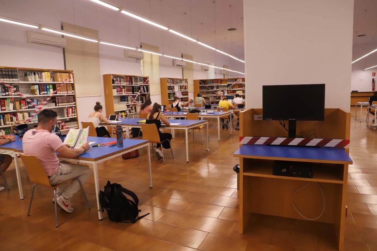 La Biblioteca Provincial reabre en solitario