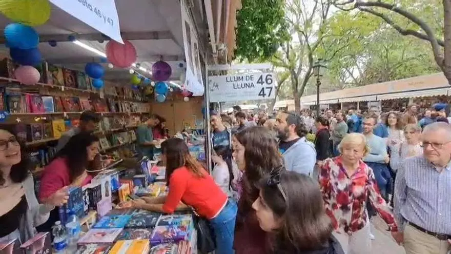 Sin libro favorito en la Fira del Llibre: De Dueñas a Solla Sobral, estos son los libros más vendidos del fin de semana