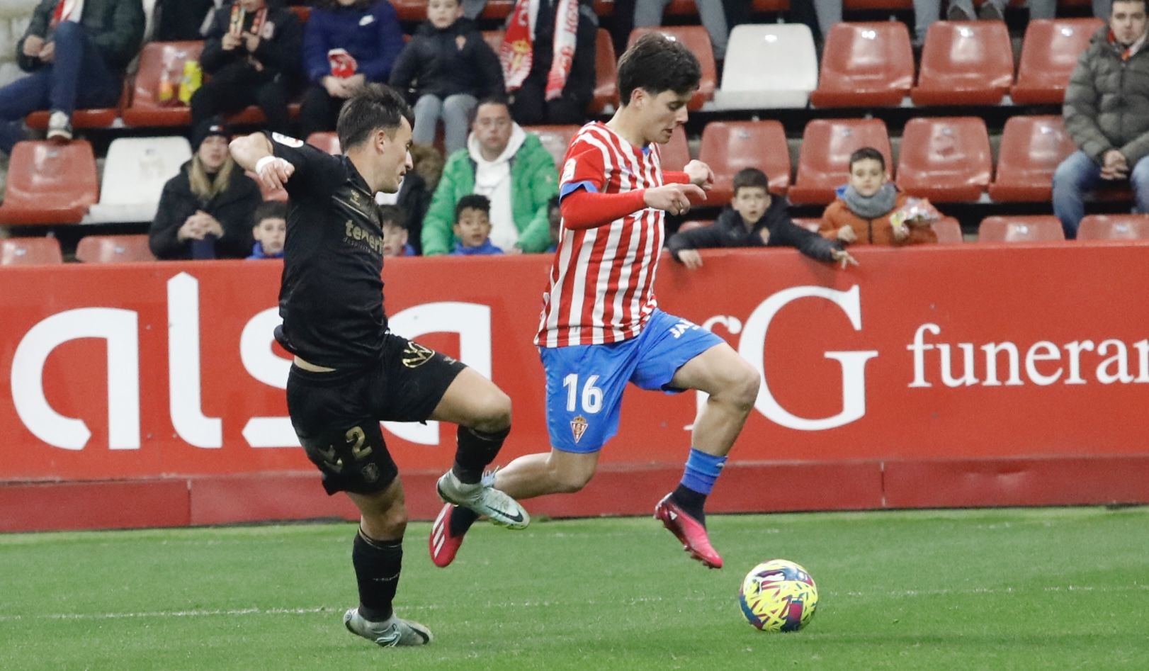 Así se vivió el encuentro entre el Sporting y el Tenerife