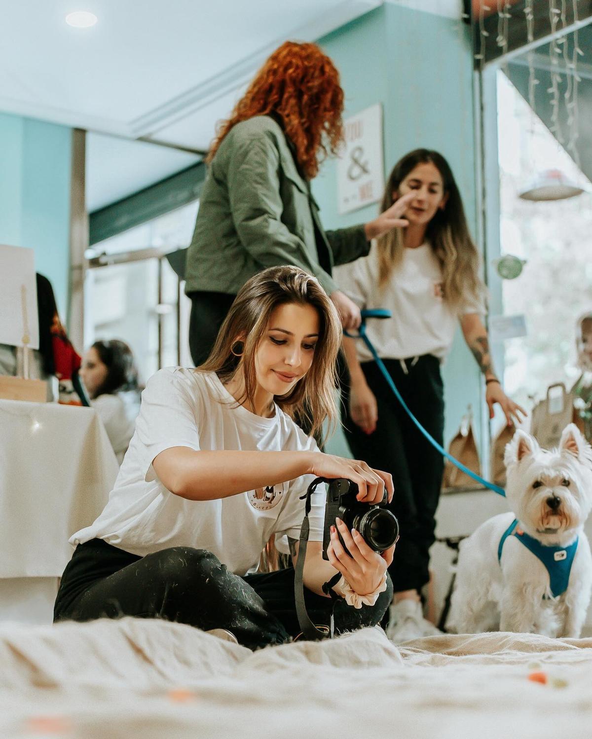Una de las fotógrafas del 'photocan skolldog' durante una edición pasada.