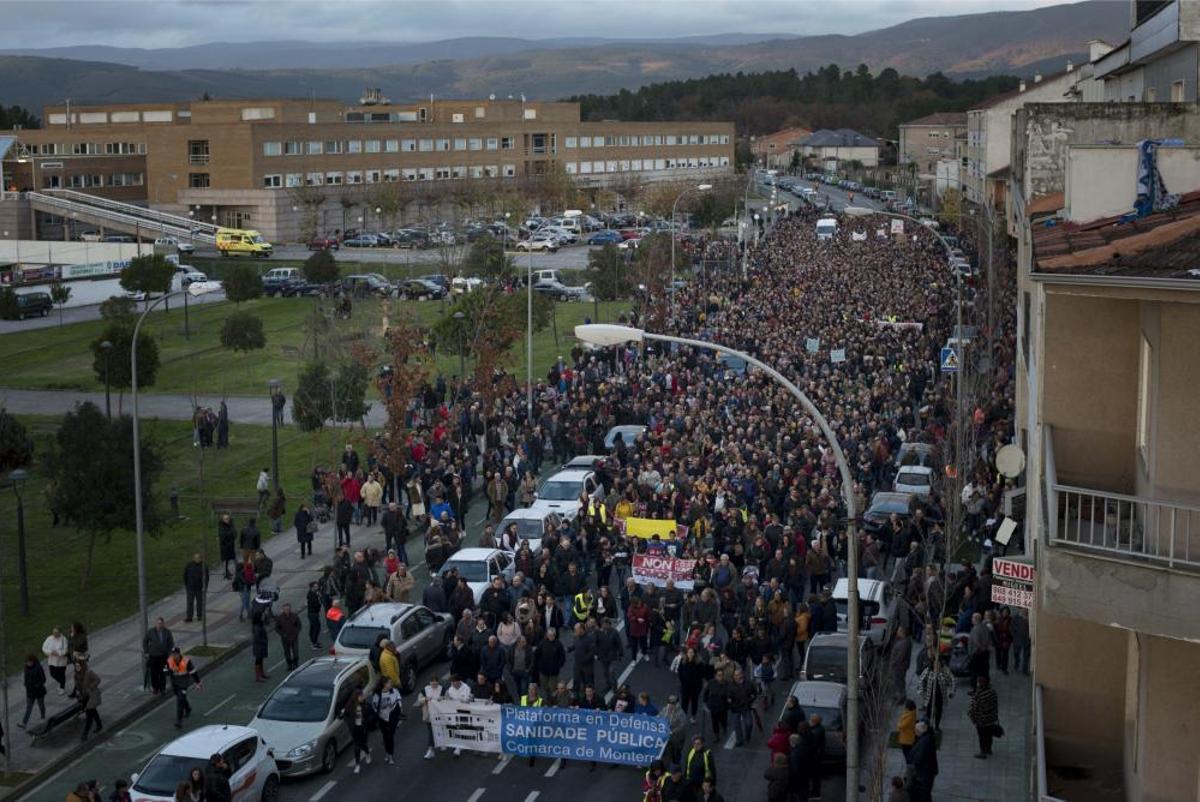 Verín clama contra el cierre del paritorio. // Brais Lorenzo