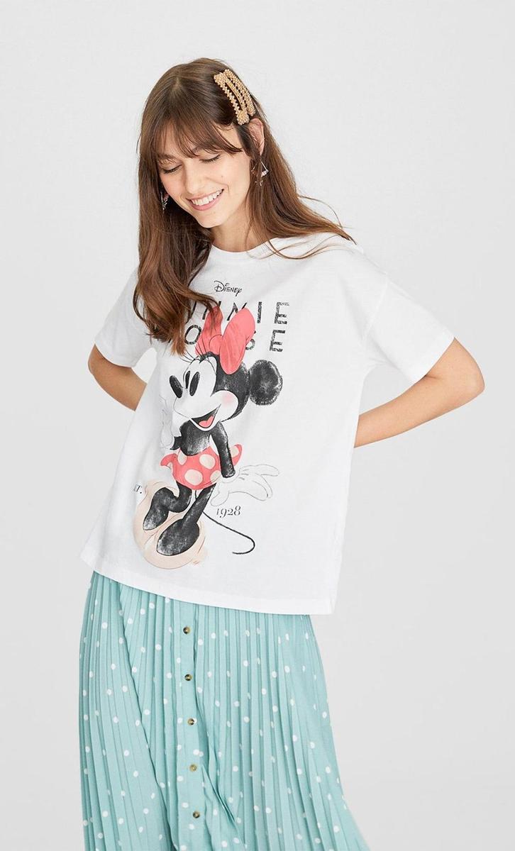 Camiseta de Minnie Mouse de Stradivarius