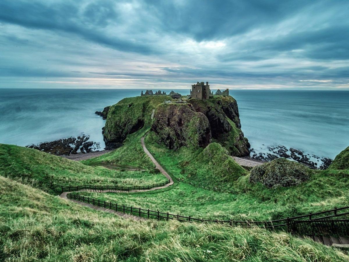 Castillo de Dunnottar, Escocia, Los viajes de Tintín