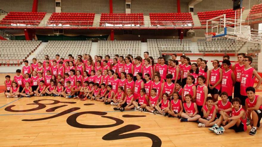 Participantes en uno de los campus de baloncesto en la edición del pasado año.