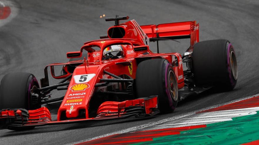 Vettel, en su Ferrari en Austria.