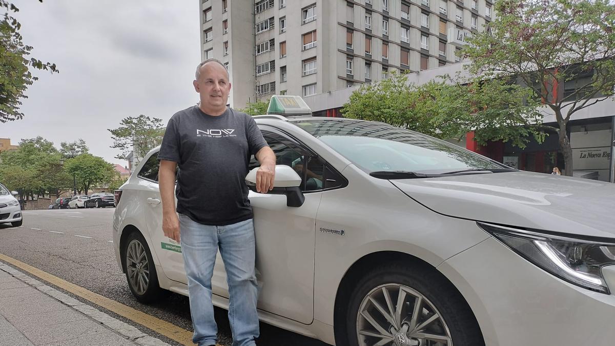 José Manuel Fernández, el taxista agredido y acuchillado, una vez recuperado de sus heridas.