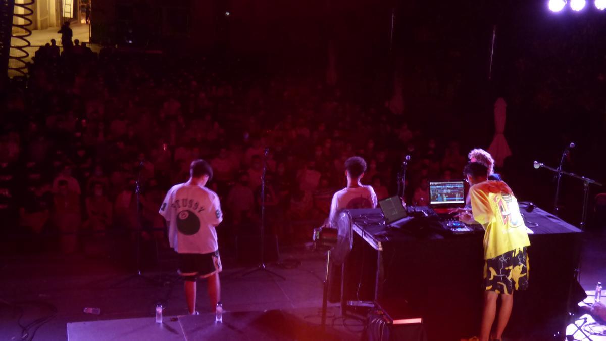 Concert d'Entresol2na a la Plaça Josep Pla