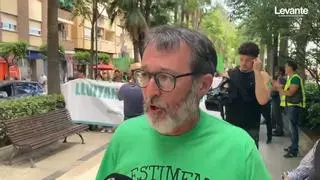 Cerca de 500 personas marchan en Torrent para defender la educación pública