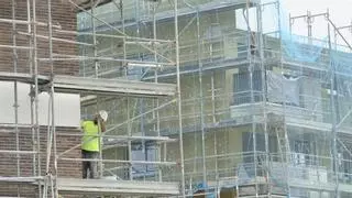 Alicante registra un déficit de 12.091 viviendas frente a los hogares creados en 2025