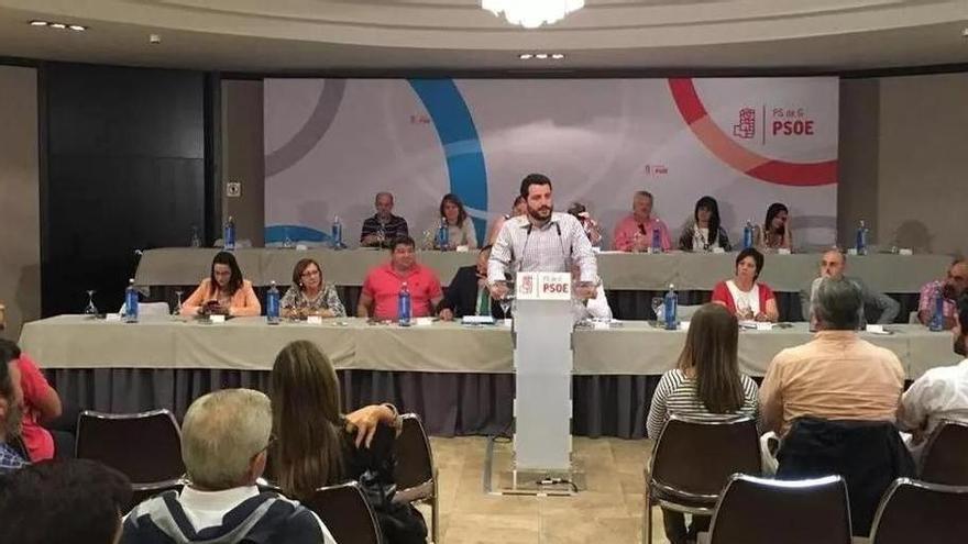 De A Coruña a Lisboa: el rastro de los contratos que ponen bajo sospecha al exlíder del PSOE coruñés Emilio Vázquez