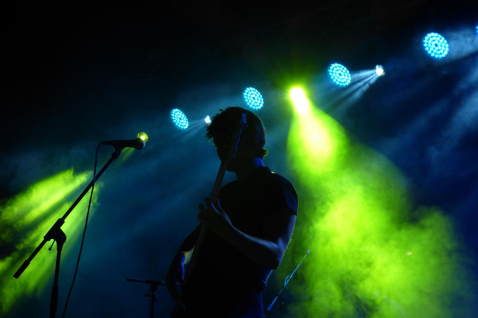 Música a càrrec dels grups «Penélope» i «Minibus» per les Revetlles de Sant Pere