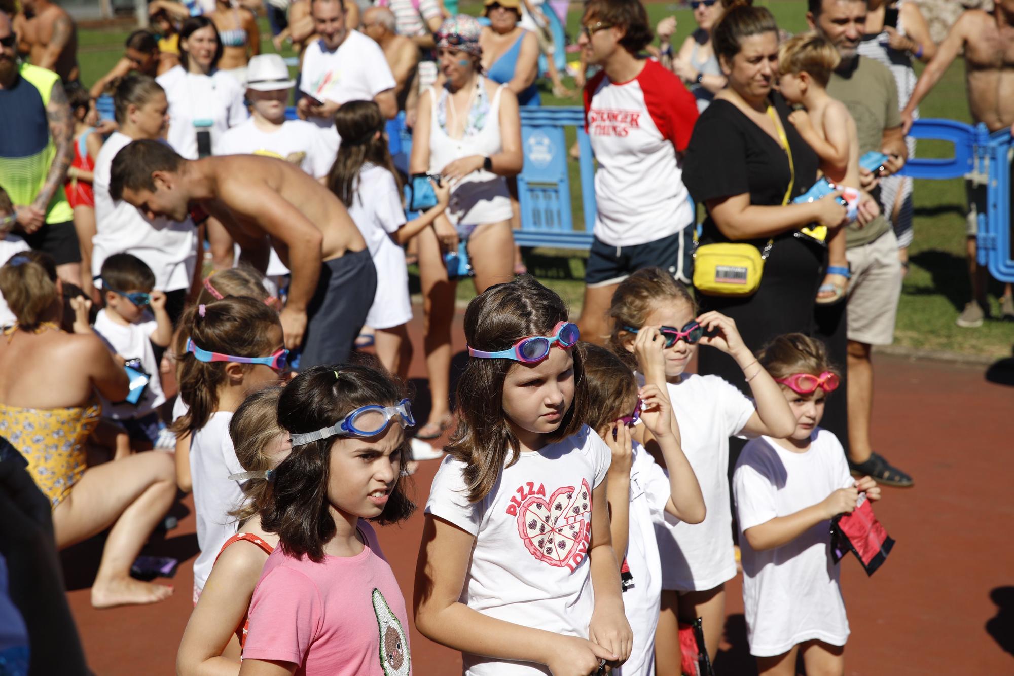 "Holi party" en el club de natación Santa Olaya de Gijón