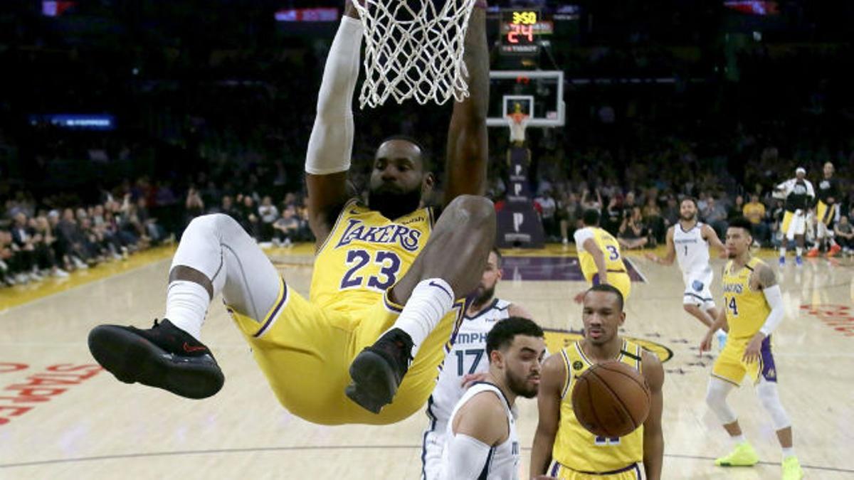 Los Lakers sacan el rodillo en su enésimo 'back to back'