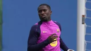 Mbacke también dejará ya el Barça