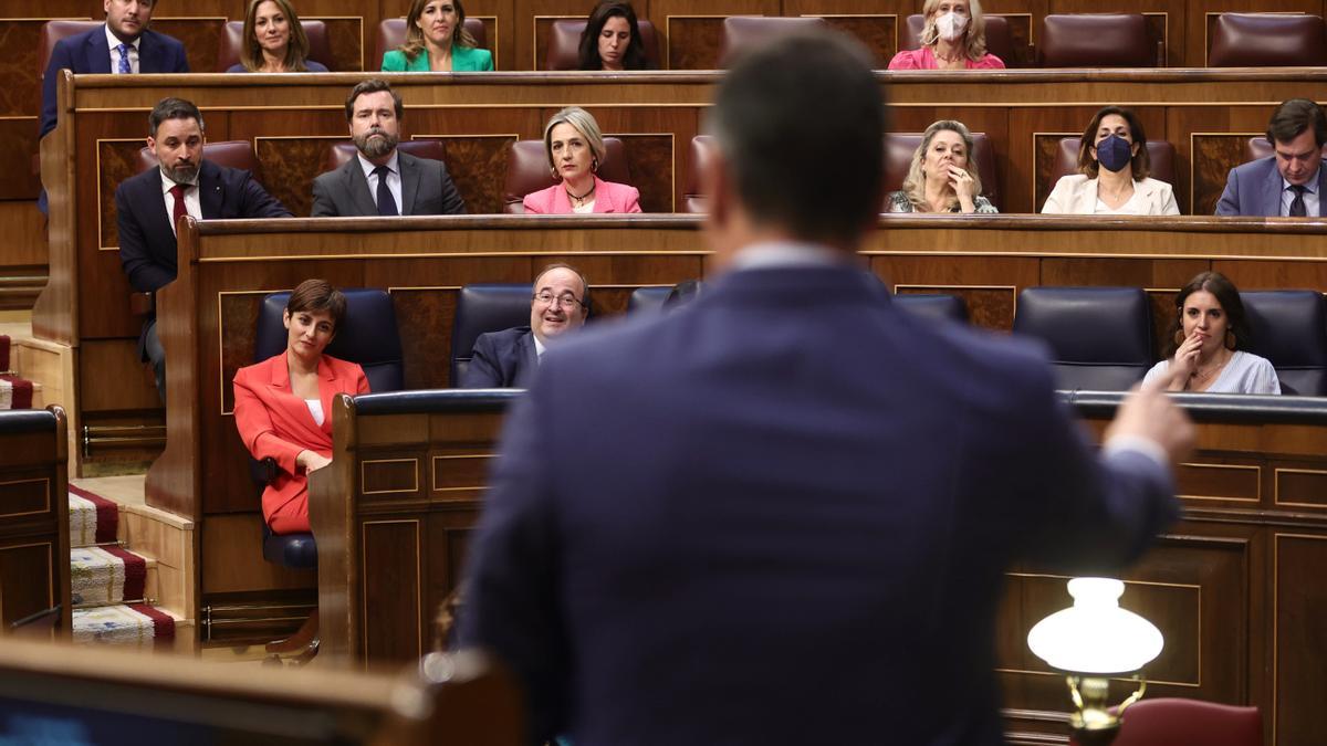 El presidente del Gobierno, Pedro Sánchez, interviene en una sesión de control, en el Congreso de los Diputados, a 8 de junio de 2022.