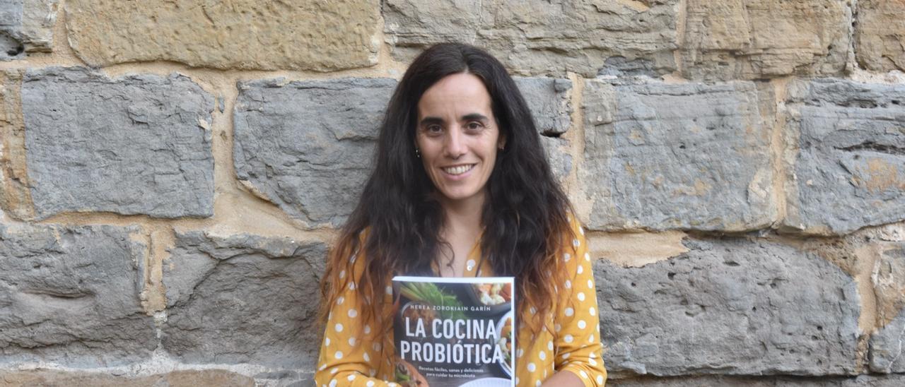 Nerea Zorokiain, amb el seu llibre