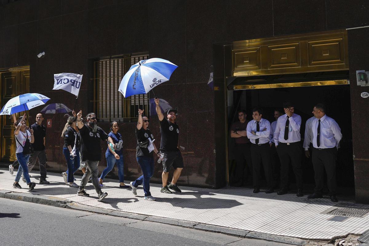 Protesta sindical en Argentina contra las políticas de Milei