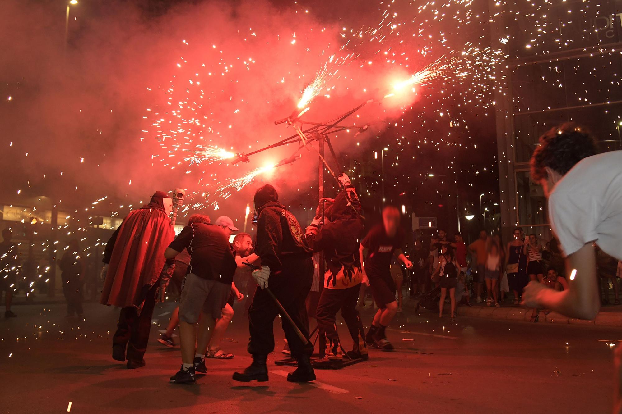 'Correfocs' de las fiestas de Paiporta.