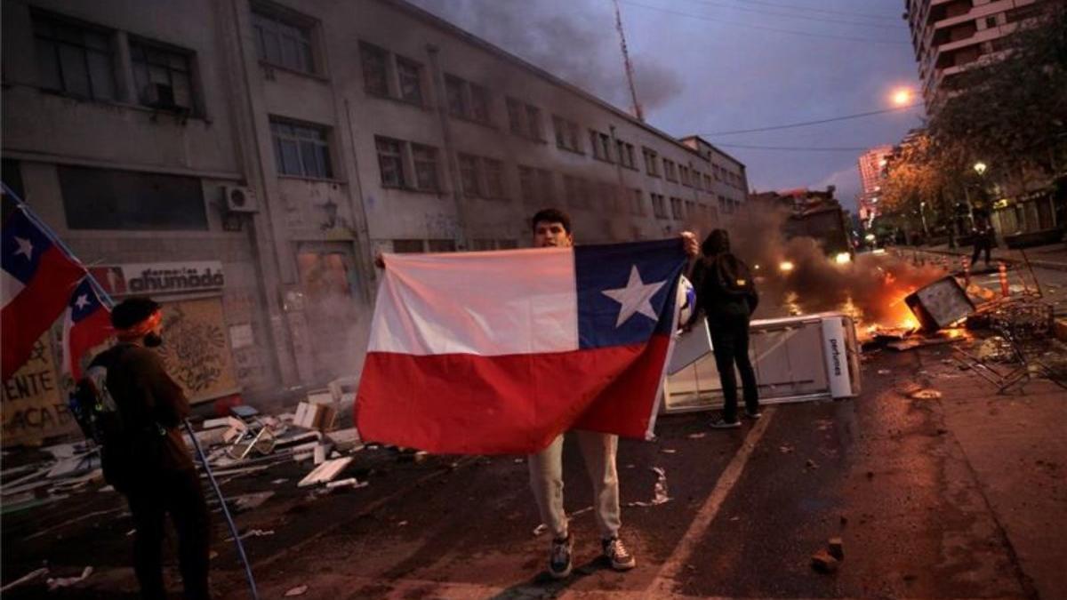 chile-bandera-barricadas