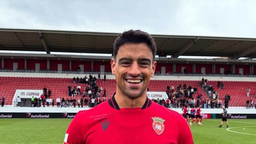 Los exdeportivistas Davo y Jaime Sánchez amplían sus contratos con el Penafiel