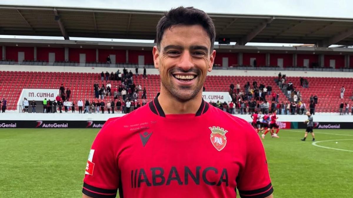 Los exdeportivistas Davo y Jaime Sánchez amplían sus contratos con el Penafiel