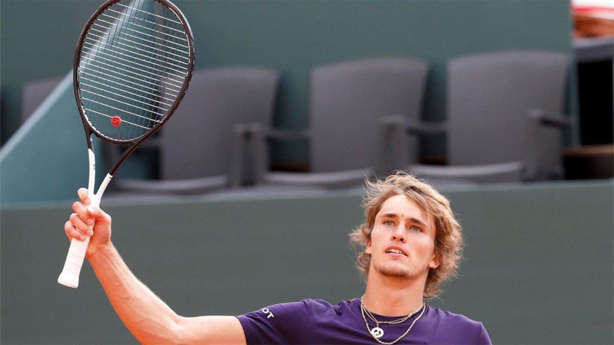 Zverev saludando al público tras ganar su semifinal