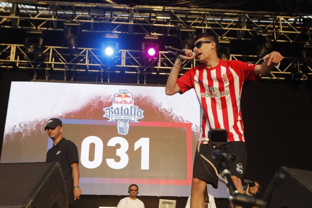 Locura en el corral del gallo gijonés