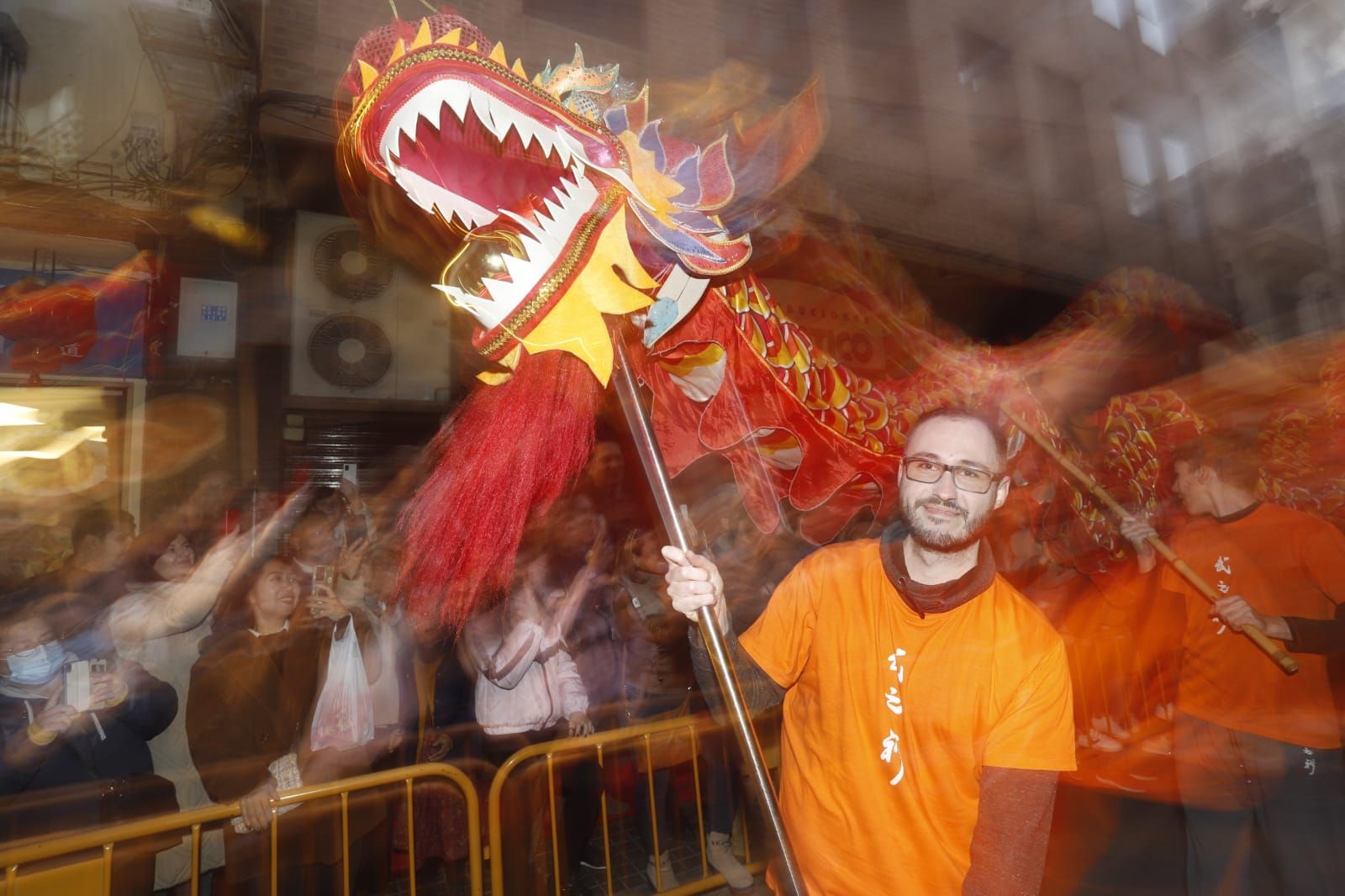 València recibe el nuevo año chino en una multitudinaria celebración