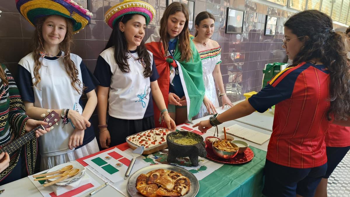 Primera jornada de las fiestas colegiales de la Inmaculada (en imágenes) Primera jornada de las fiestas colegiales de la Inmaculada (en imágenes)