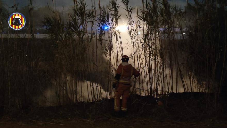 Espectacular incendio en Paiporta