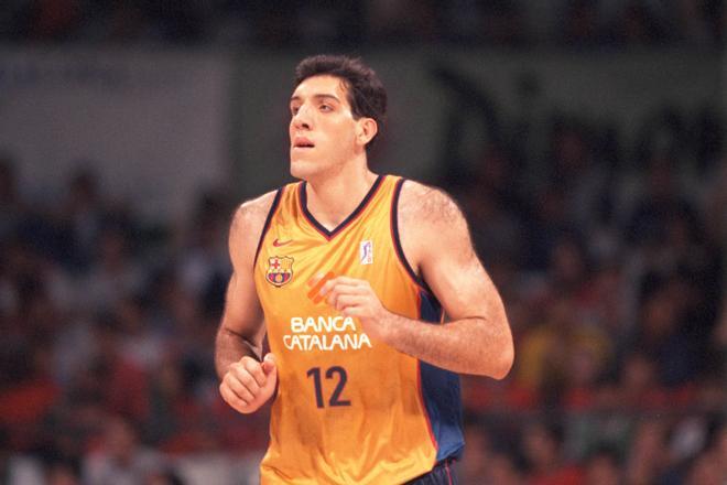Basket || 12 Roberto Dueñas (1996 - 2005) - Año del retiro 2007