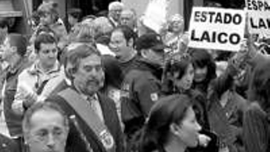 Protesta laica en los actos del Corpus Christi