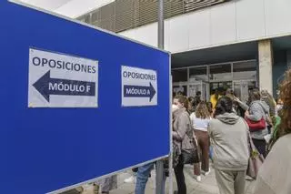 Auxiliar Administrativo: la oposición que muchos canarios luchan por conseguir plaza