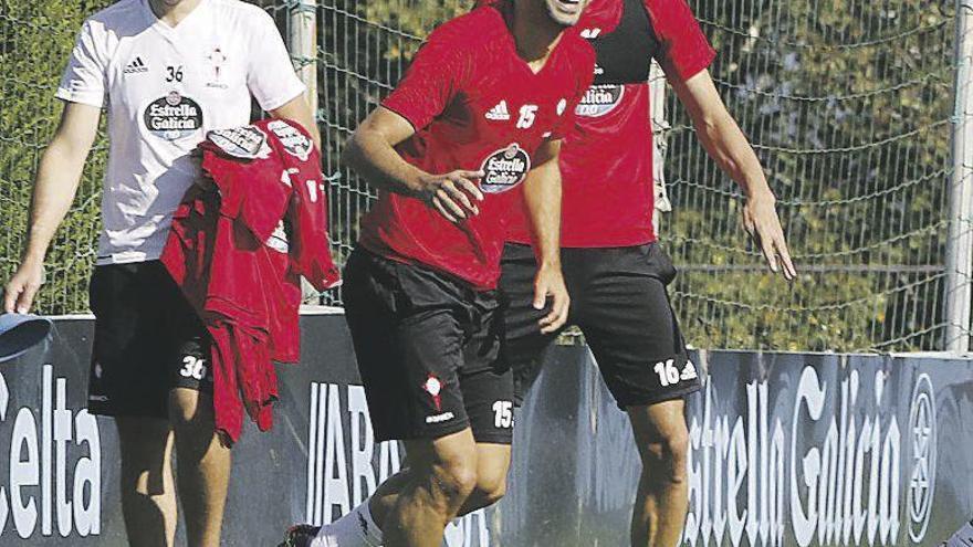 Álex López, ayer, durante el entrenamiento del Celta.