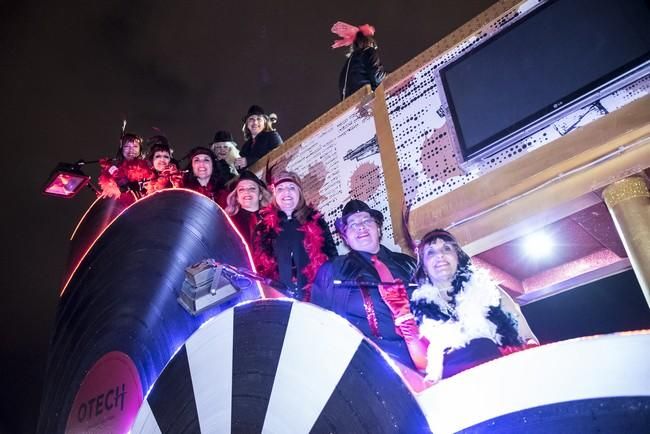 Ambiente Carroza anunciadora del Carnaval 2016 ...