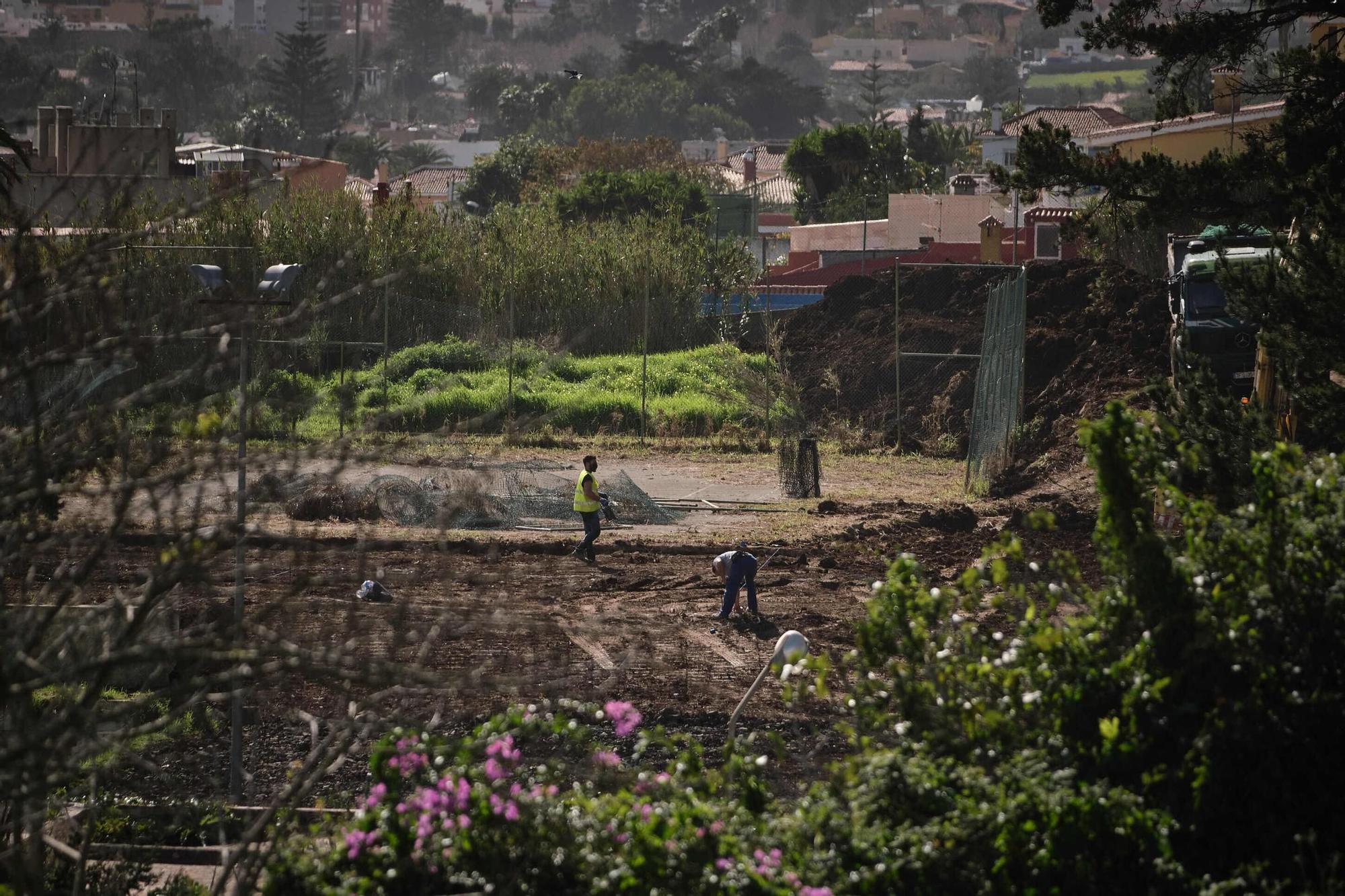 Preparación de acuartelamientos para acoger migrantes en Tenerife