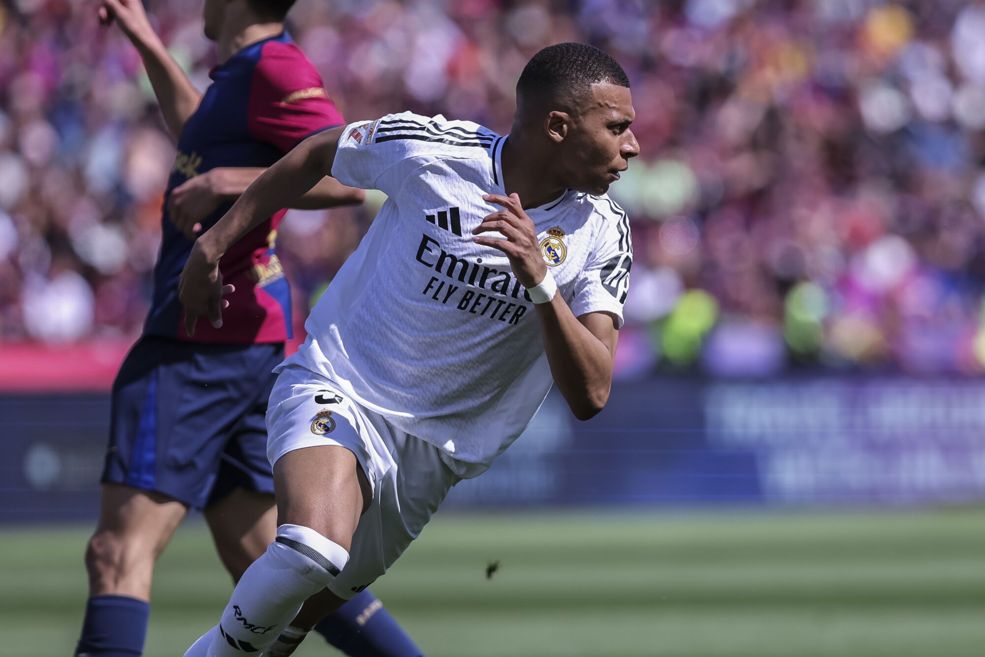 El Clásico de LaLiga EA Sports: Barcelona - Real Madrid.