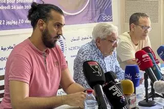 La Asociación Marroquí de Derechos Humanos afirma que aún hay 64 desaparecidos del salto de la valla de Melilla