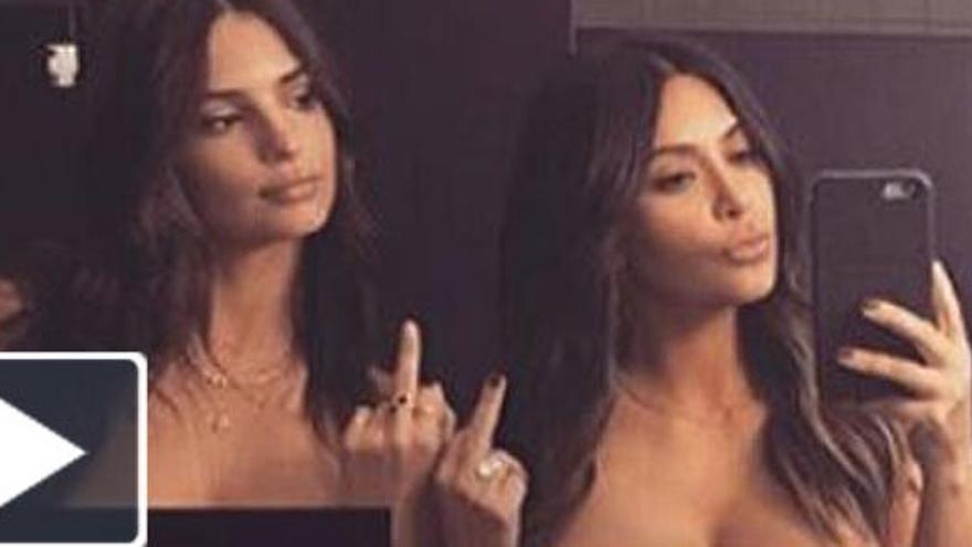 Ratajkowski i Kardashian en la seva polèmica selfie.