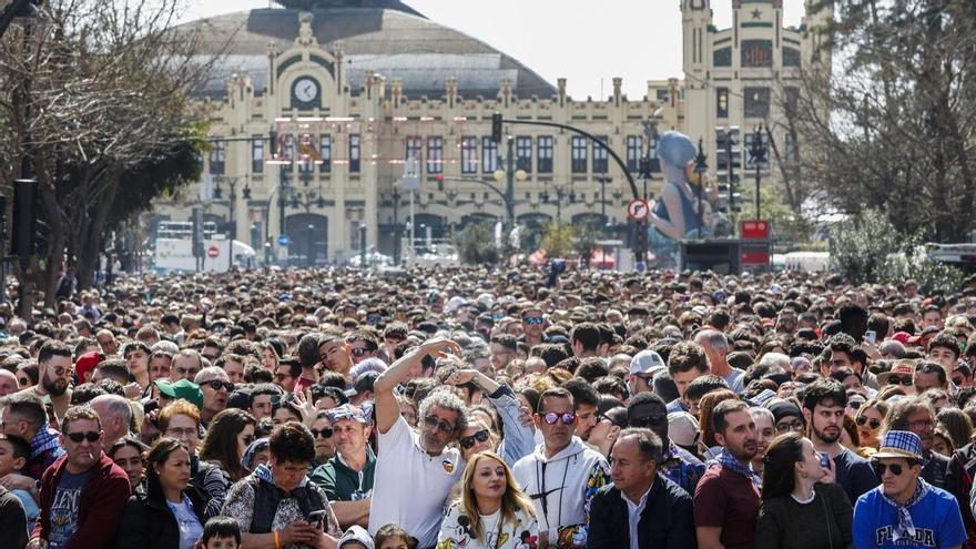 La mascletà en València, en la encrucijada: ¿es hora de cambiar su ubicación para evitar una tragedia?