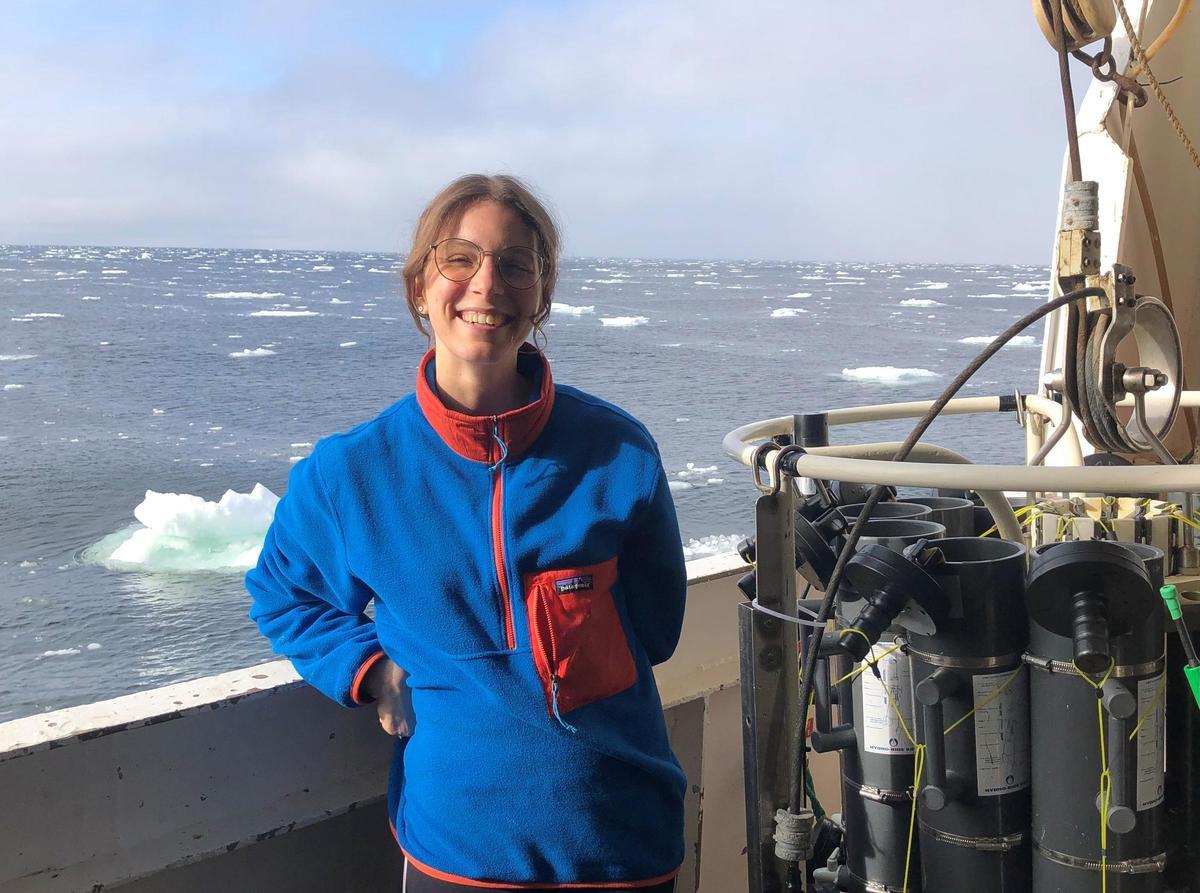 Cecilia Costas, en el Dana IV, el buque oceanográfico de la Technical University of Denmark (DTU).