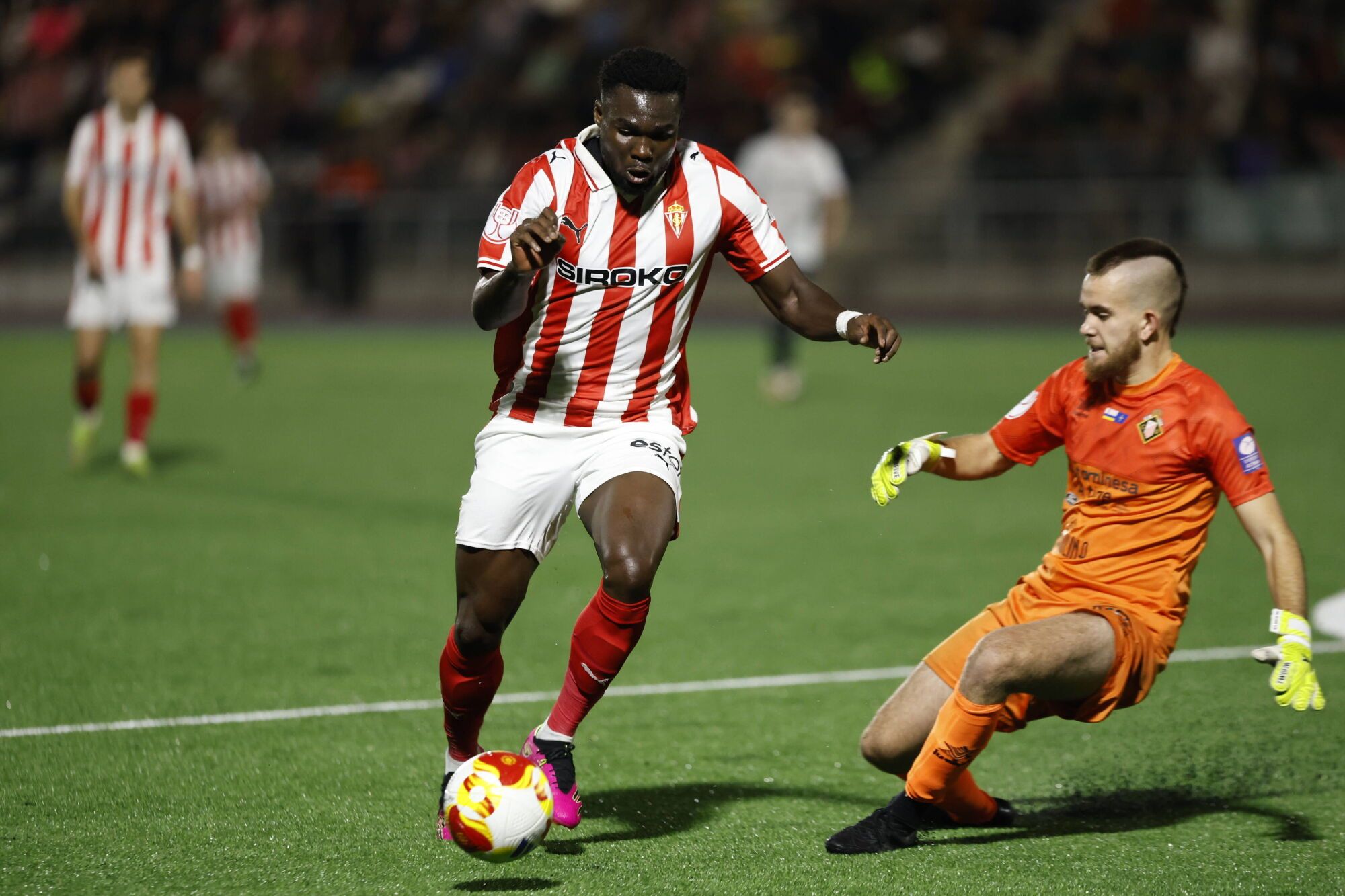EN IMÁGENES: Gran ambiente en Mieres para el Caudal-Sporting de Copa del Rey